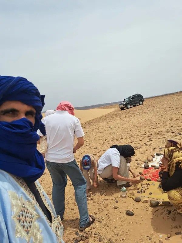 Picnic stop on a 4×4 trip