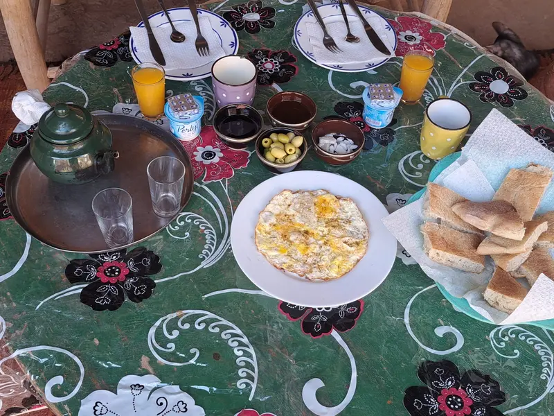 Moroccan breakfast at the camp